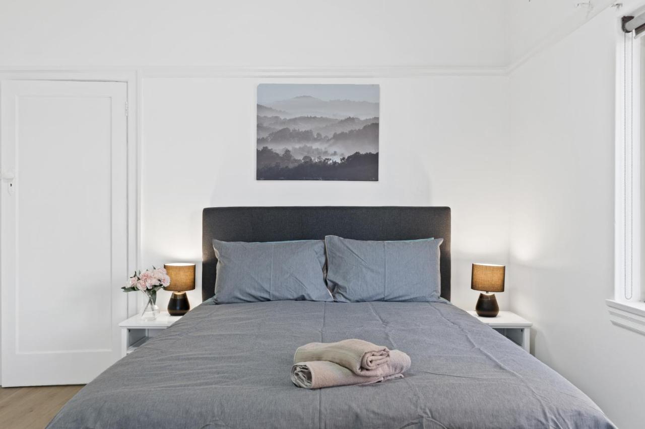 Burwood City Newly Renovated 2 Bed 2 Bath Free Private Parking Big Apt Sidney Exterior foto